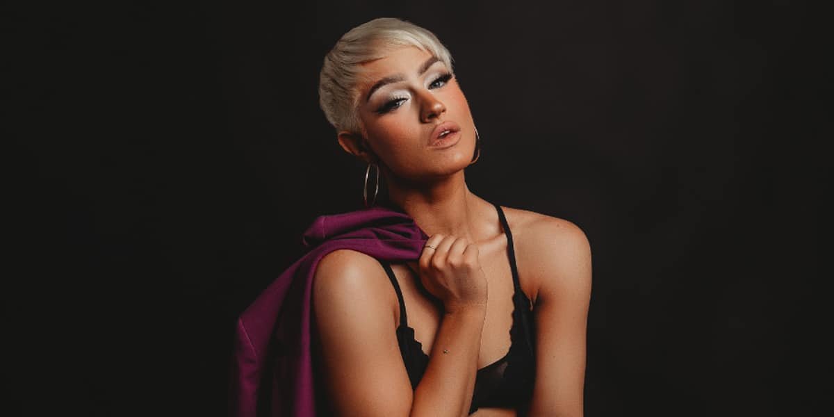 Courtney Hope: Rising Music Sensation Set to Debut Her Unique Country/Pop Blend in 2024