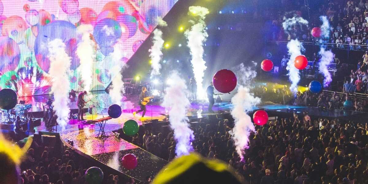 Impact of Venue Choice on Music Event Planning and Execution