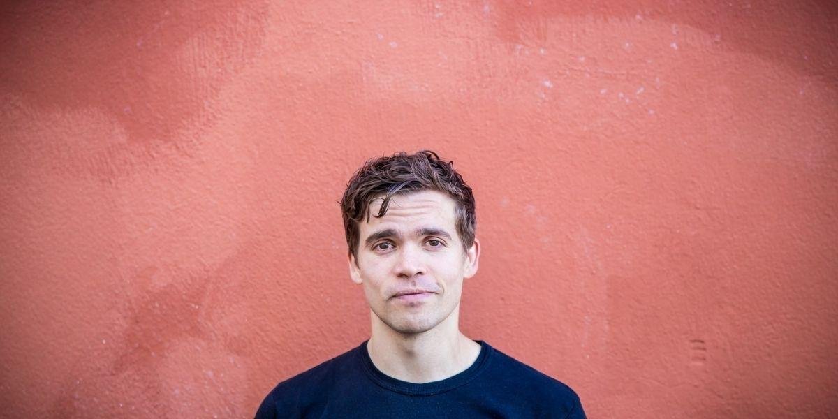 Tylden Continues to Carve Out His Own Space in Alternative Pop With “Orbit”