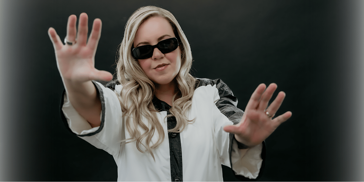 Brazilian DJ Carol Favaro Captivates the US Music Scene